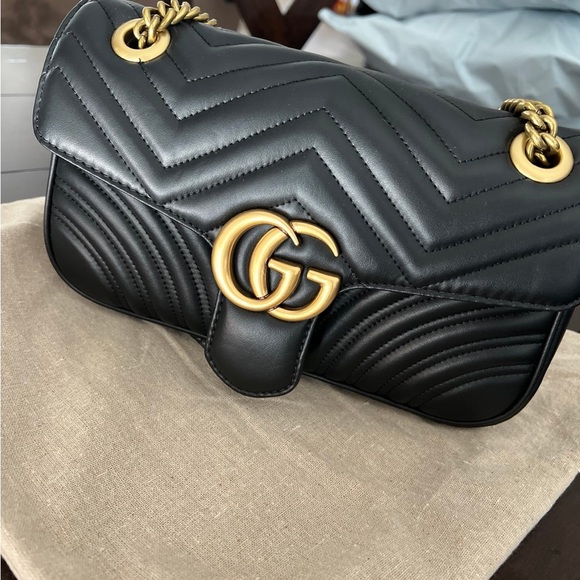 Gucci bag GG MARMONT SMALL SHOULDER BAG purse Black calfskin leather - Picture 3 of 12